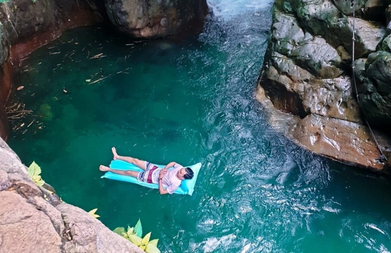 Mengenal Bertualang Alam: Keindahan Wisata Curug Leuwi Lieuk di Lembang