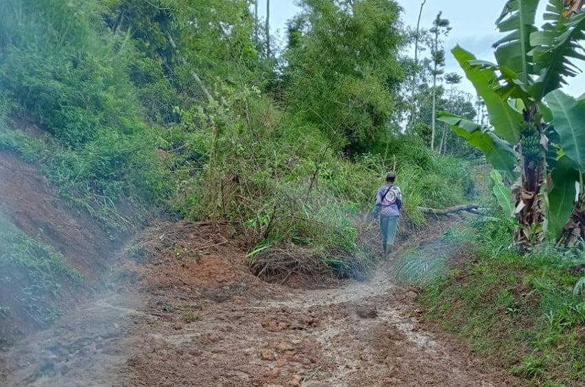 11 Ruas Jalan di Bandung Barat Rusak Akibat Longsor, Perlu Rp20 Miliar untuk Perbaikan